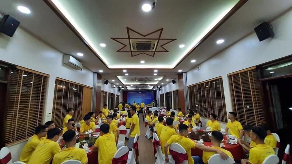 Hoa Binh Hotel מראה חיצוני תמונה