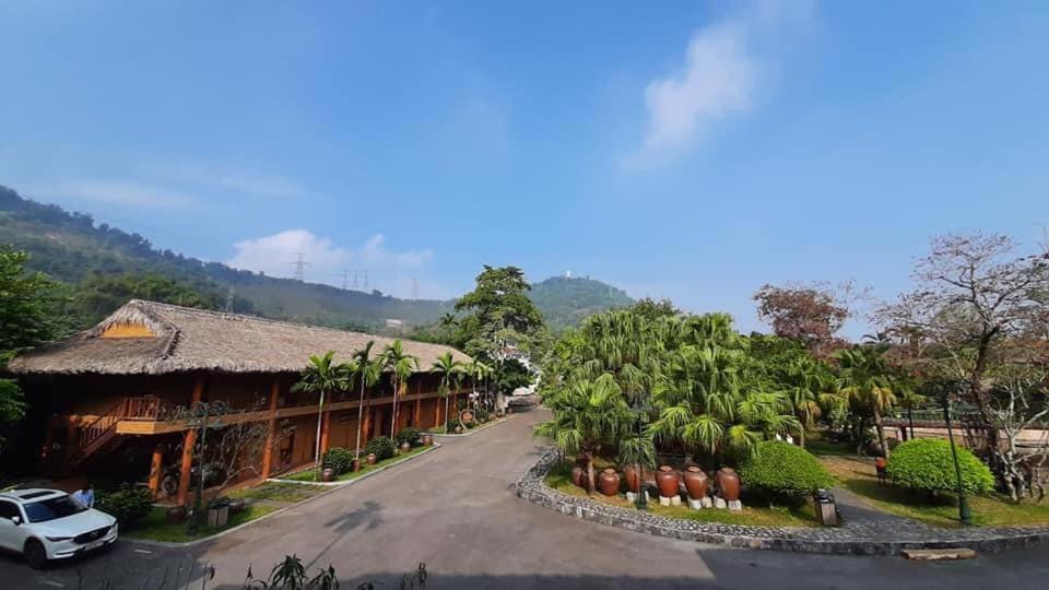 Hoa Binh Hotel מראה חיצוני תמונה