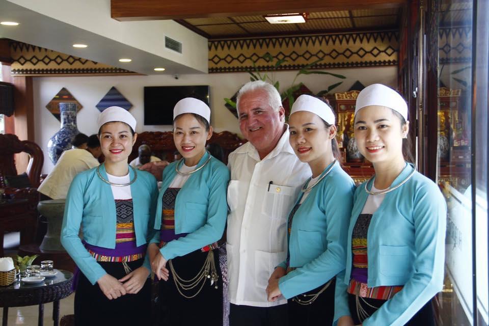 Hoa Binh Hotel מראה חיצוני תמונה