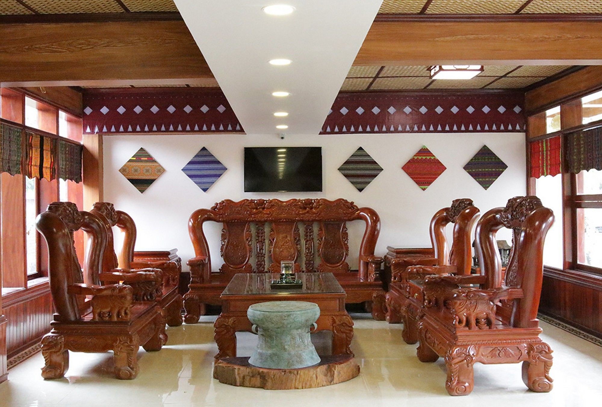Hoa Binh Hotel מראה חיצוני תמונה