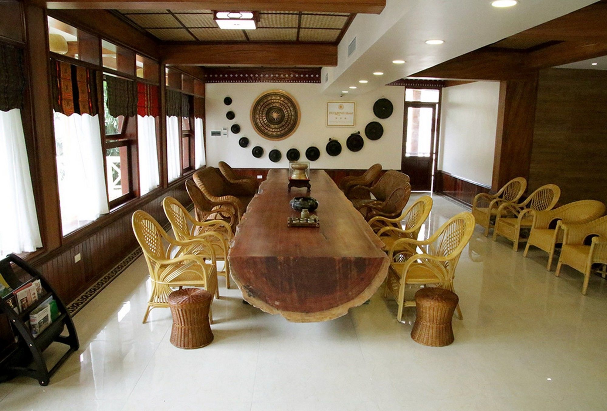 Hoa Binh Hotel מראה חיצוני תמונה
